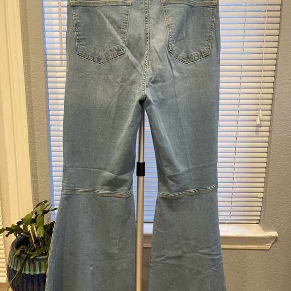 Free People Just Float On Flare Jeans - Picture 7 of 7